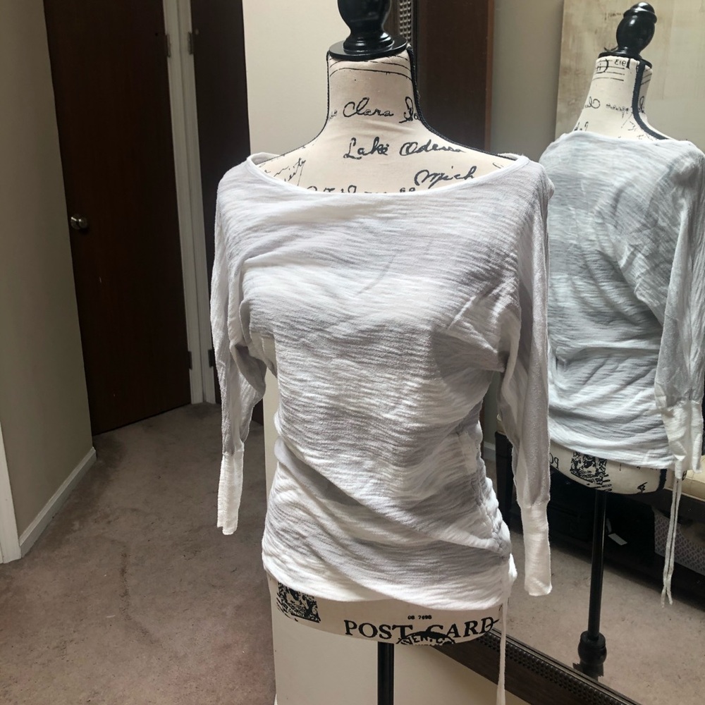 3/4 sleeve shirt